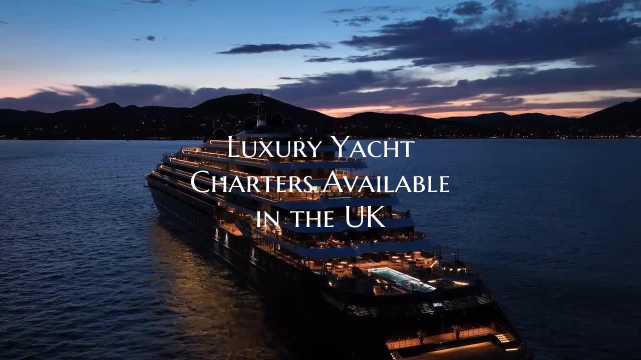 Luxury Yacht Charters Availa...